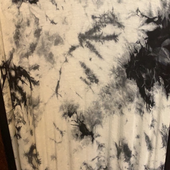 Dress - Picture 3 of 6